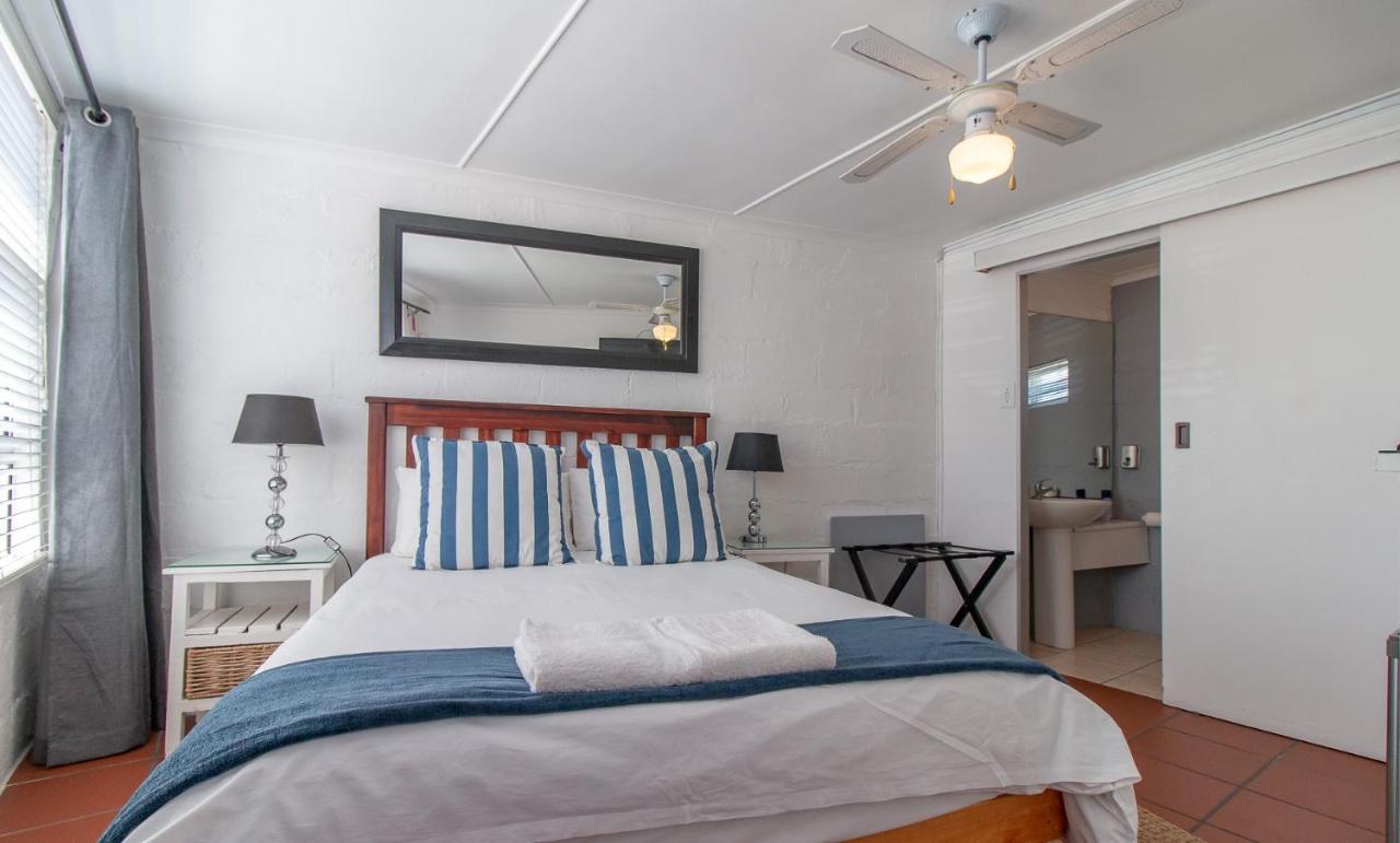 Twentyfour 17 Inn Hermanus Luaran gambar