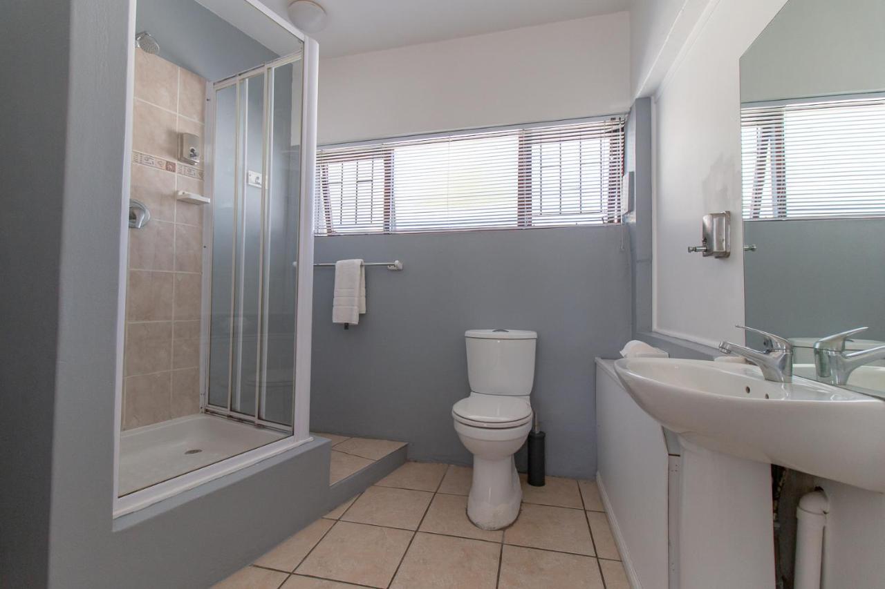 Twentyfour 17 Inn Hermanus Luaran gambar