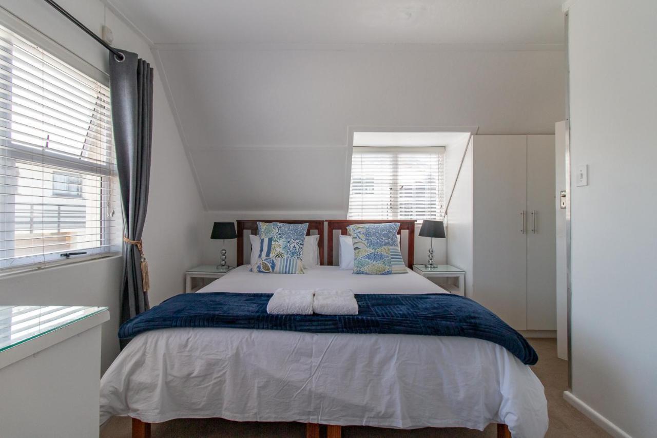 Twentyfour 17 Inn Hermanus Luaran gambar