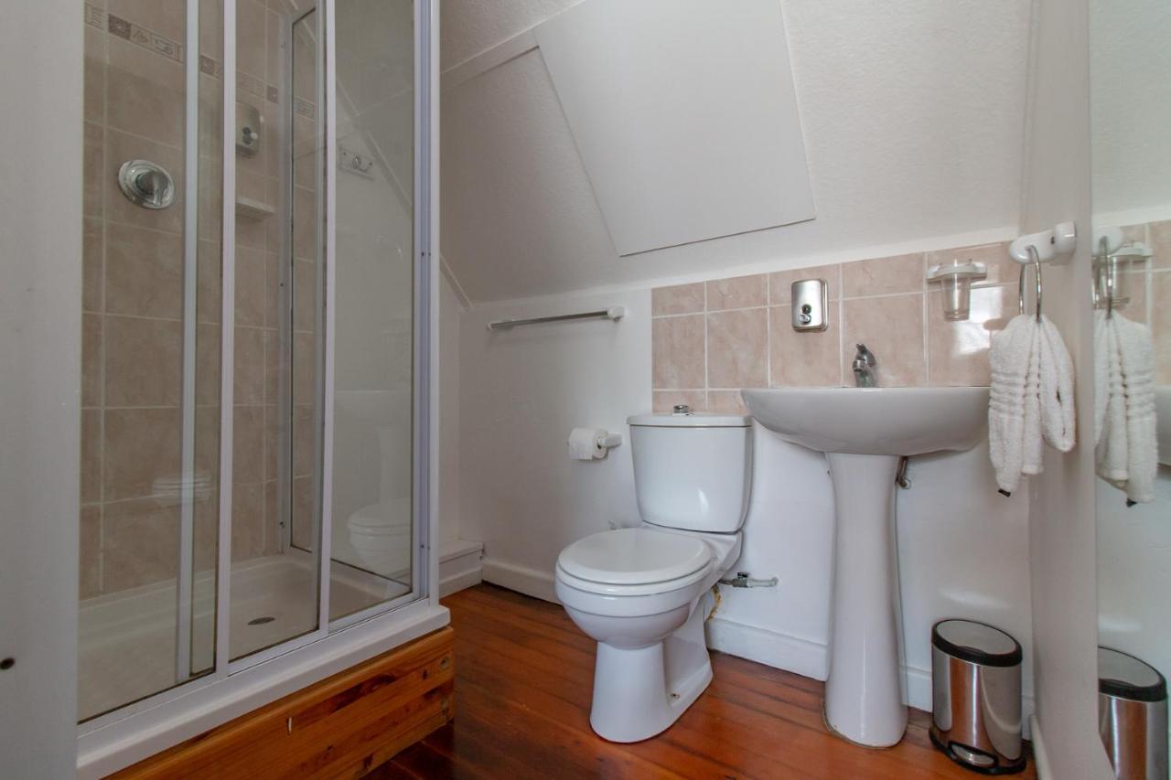 Twentyfour 17 Inn Hermanus Luaran gambar