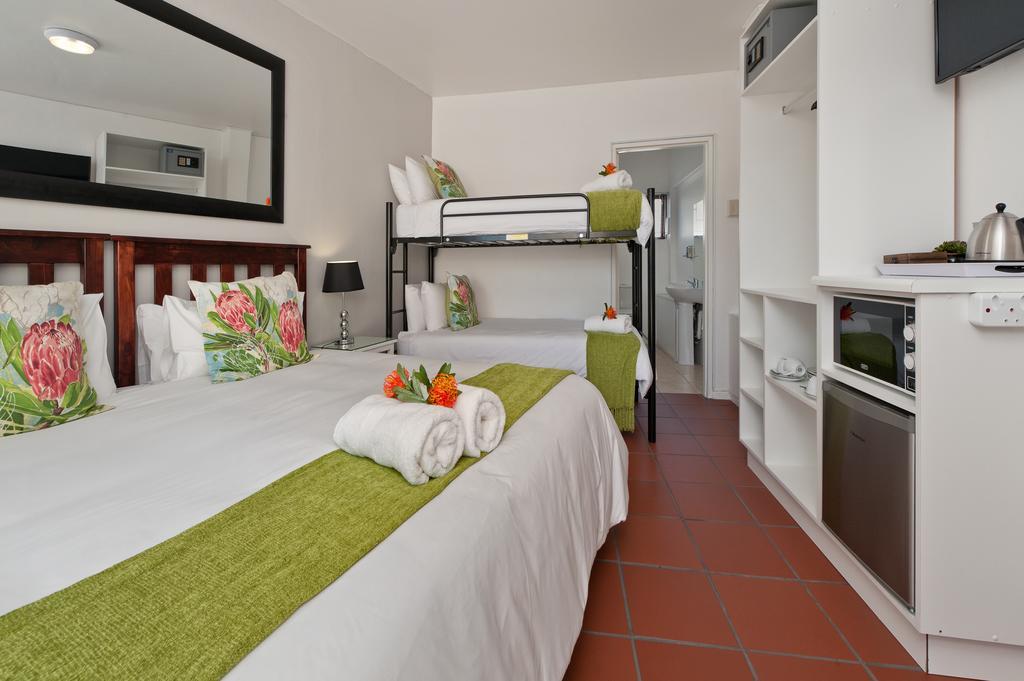 Twentyfour 17 Inn Hermanus Luaran gambar